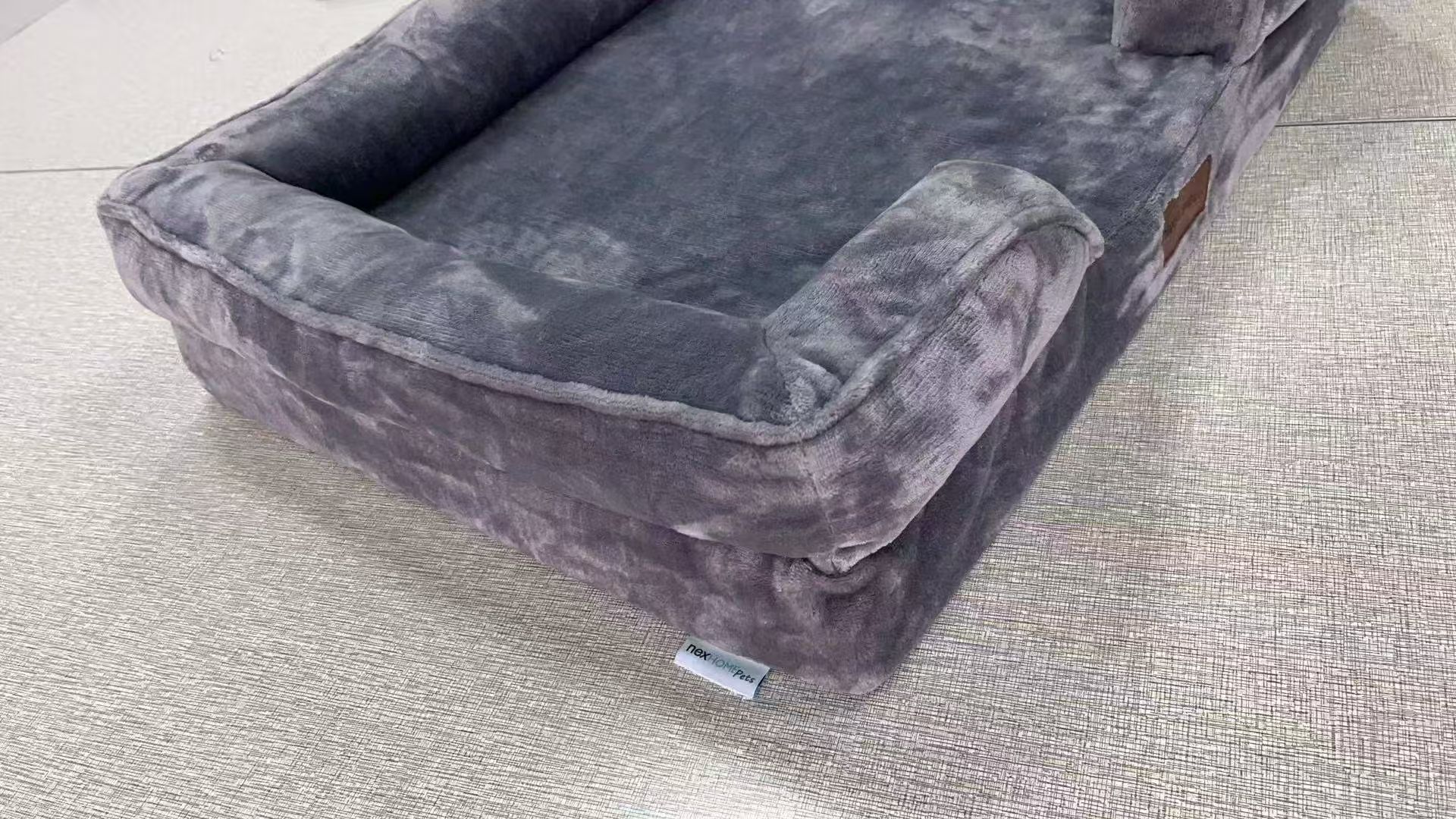 Sofa-Style Dog Bed: Thickened Pet Mat for Medium to Large Dogs